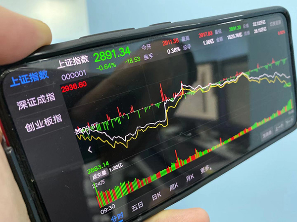 金年会官网转折点莱比锡门线救险，欧篮联今夜攻防权衡，压力陡增，赛程密集仍需轮换的简单介绍